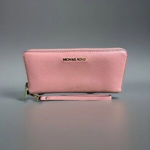 Michael Kors Large Primrose Wristlet